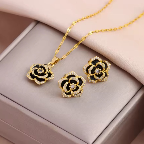 Jewelry - Gold Filled Floral Rose Cibic Zirconia Jewelry Set